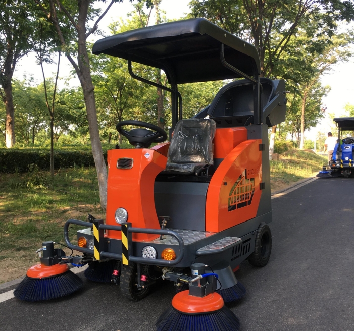 street-sweeper-for-sale-11